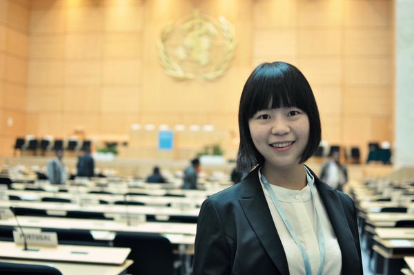 15299200214421082274.jpg 3. 在日内瓦万国宫参加第六十七届世界卫生大会.jpg